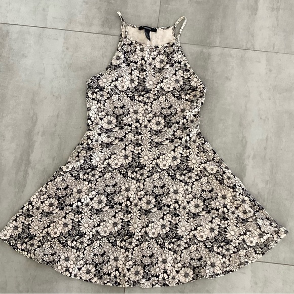 Forever 21 Dresses & Skirts - ❤️🔥Floral Mini Dress